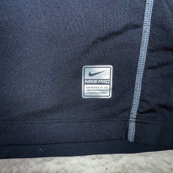 Nike Pro Fitted Training Shirt Mens XXL Black Activewear Top Short Sleeve - Picture 3 of 8